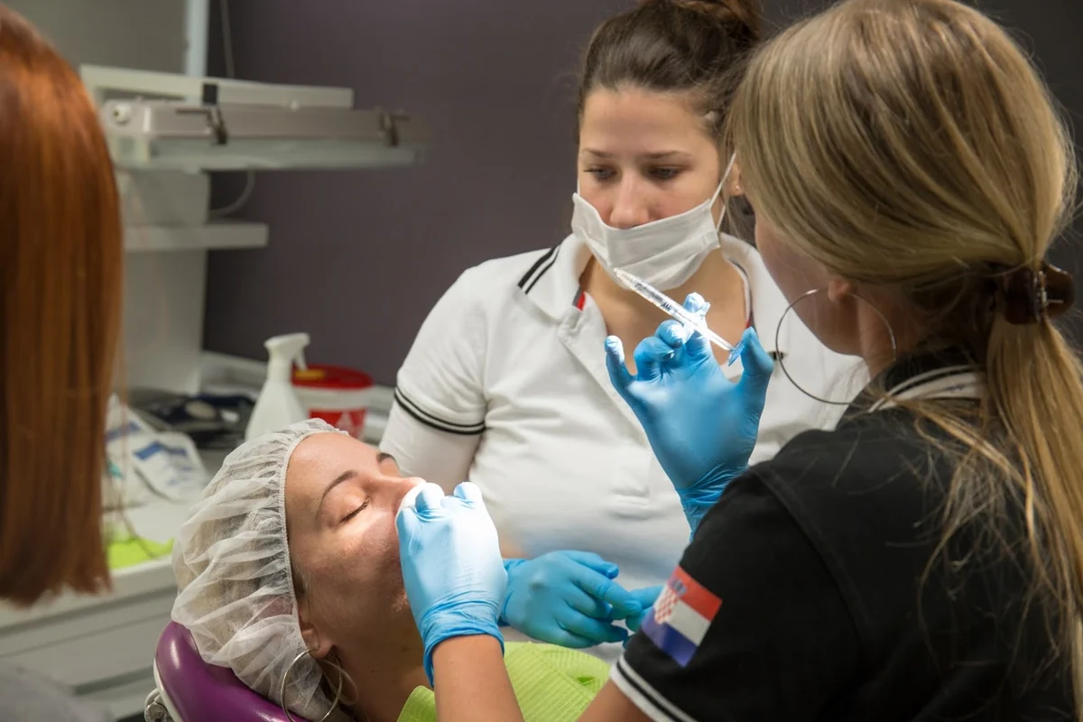 Digital Smile Academy clinical consultation